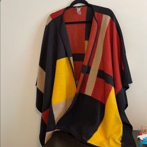Trendy Color Block sweater cape